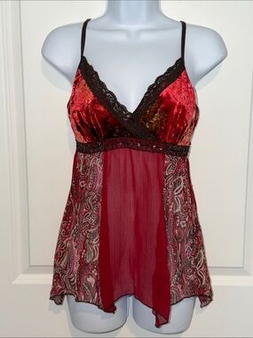Vintage Y2K Red Velvet Paisley Camisole Top – Lace Trim Sheer Hanky Hem Cami